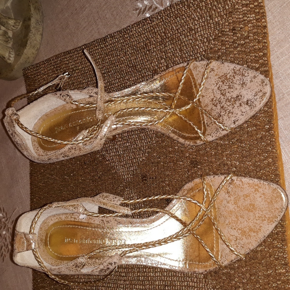Juan Antonio López shoes